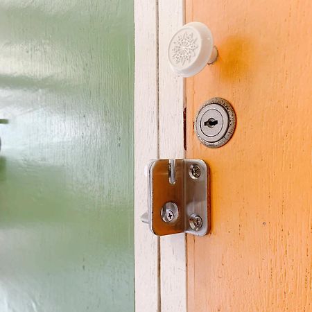 Sleep Sheep Phuket Hostel Sha Екстериор снимка