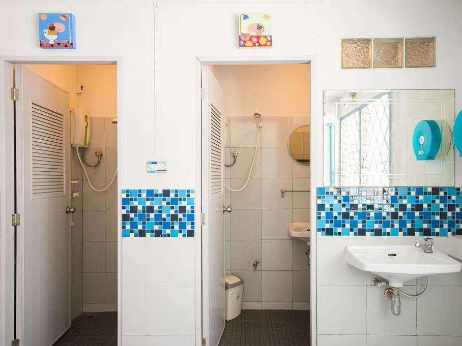 Sleep Sheep Phuket Hostel Sha Екстериор снимка