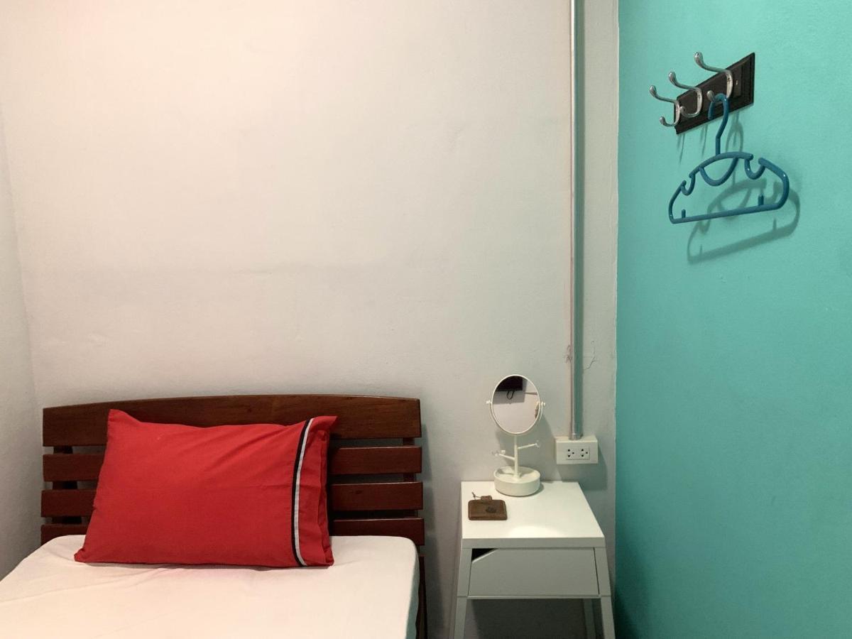 Sleep Sheep Phuket Hostel Sha Екстериор снимка